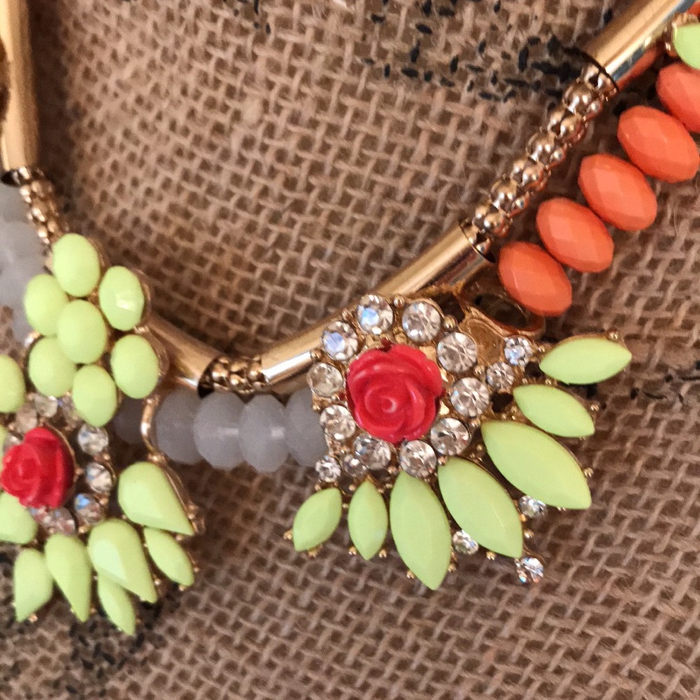 “I’d Like To Coral-late That With You” Necklace - Picture 4 of 7